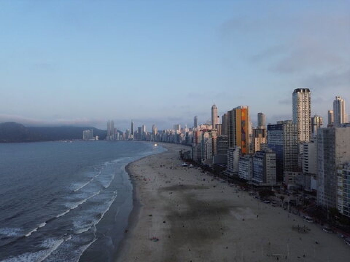 Balneário Camboriú além do verão: Descubra o charme da cidade o ano todo com o Hotel Melo